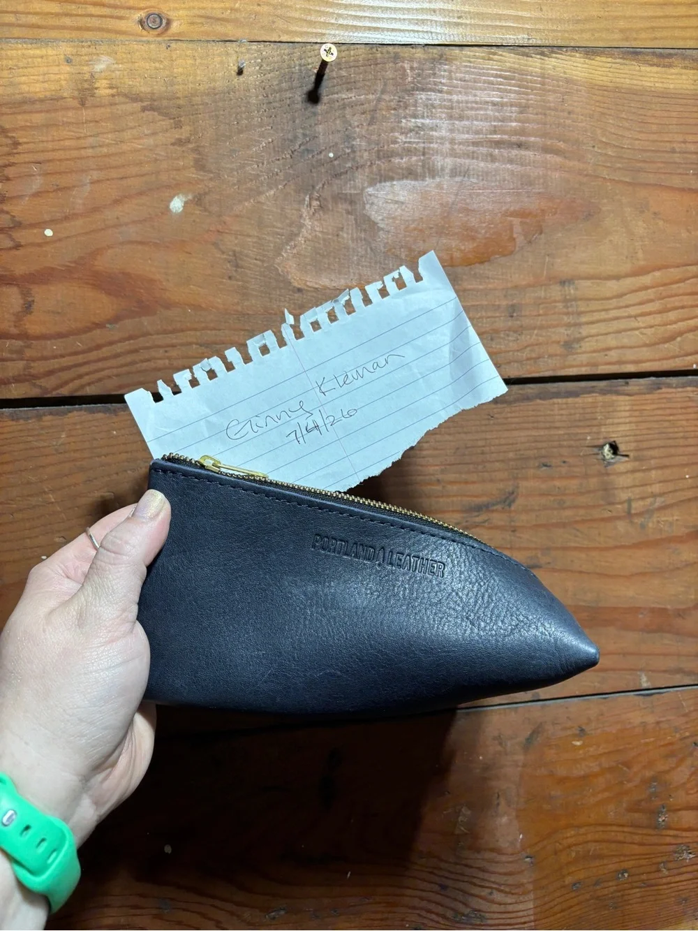 Portland Leather Alpine pouch in Midnight